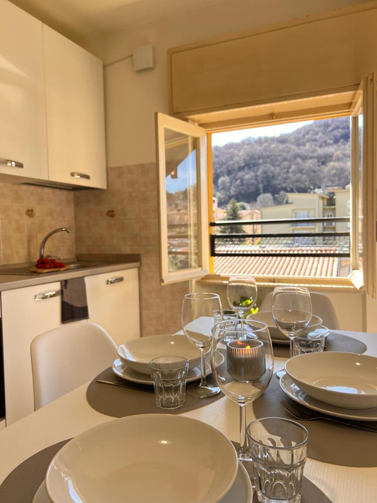 Apartamento La Mansarda Como Exterior foto